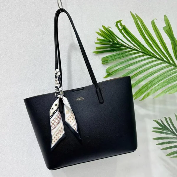 Classic Minimalist Essential Tote